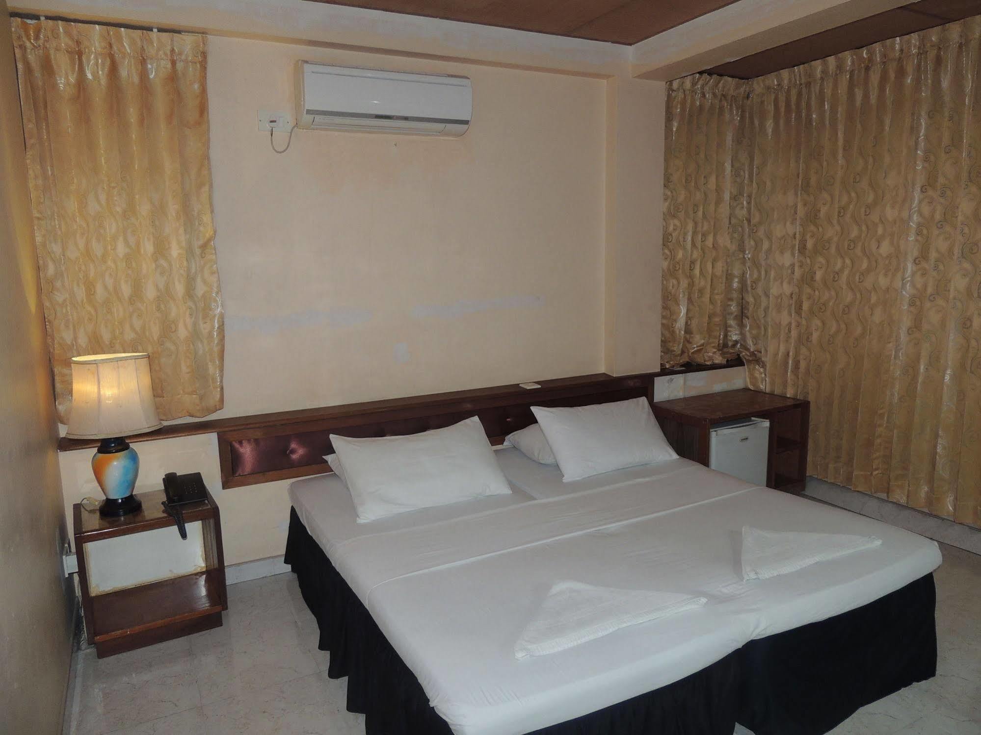 Off Day Inn Malé Esterno foto